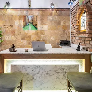 5* Hotel Lumina Boutique