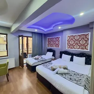 3* Hotel Mitra Downtown