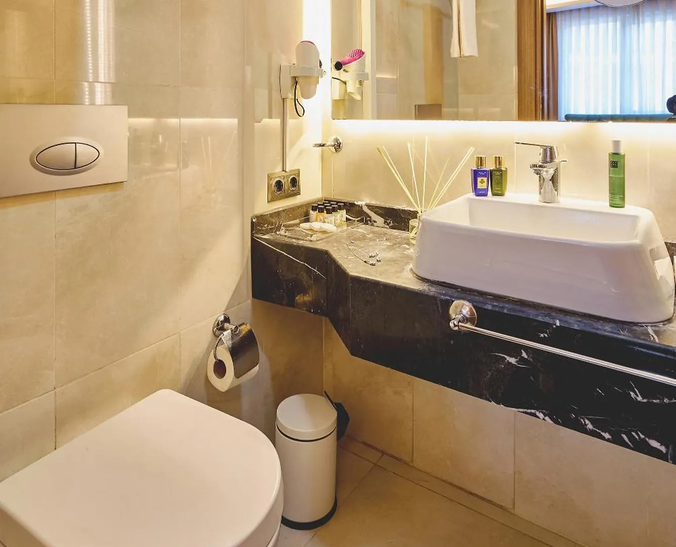 Atro Hotel Istanbul 4*,  Turkey